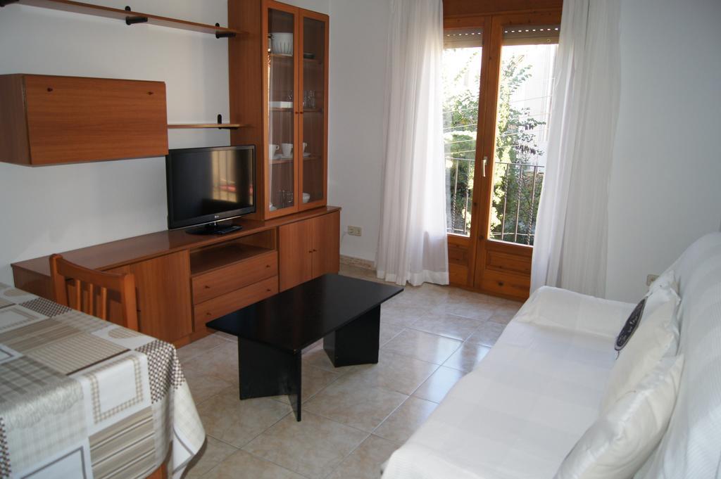 Barceloneta Upartments Apartamento Figueres  Exterior foto