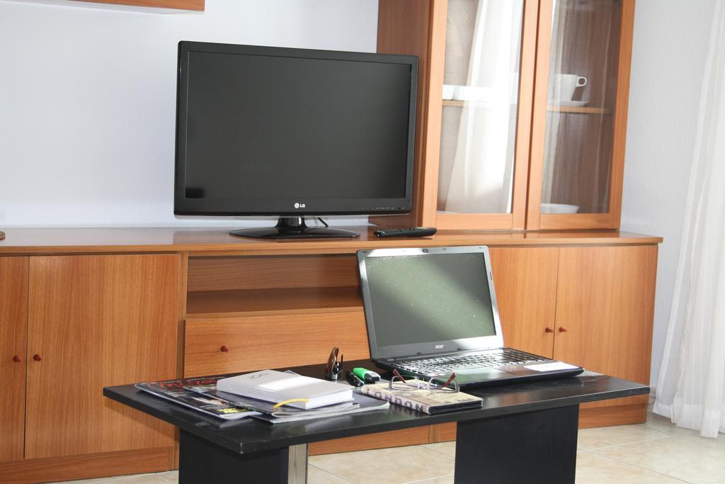 Barceloneta Upartments Apartamento Figueres  Exterior foto